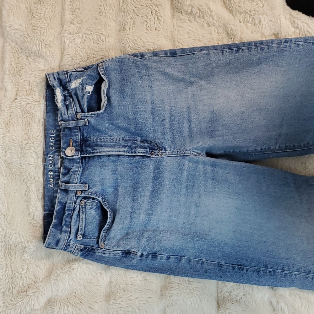American Eagle Highest Rise 90s Boyfriend 6 Long Distressed - Picture 2 of 12